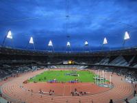 FB体育-钢铁防线与致命接管，霍勒迪西决生死战如何用火箭式封锁终结开拓者