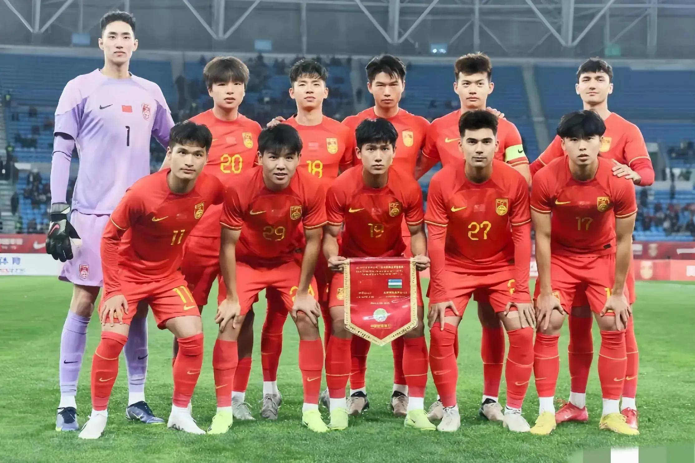 包含国足再度脱颖而出,向着胜利前进的词条 包含国足再度脱颖而出,向着胜利前进的词条